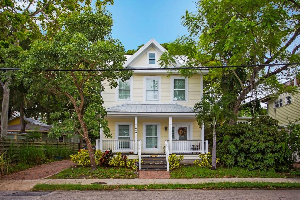 1849 Laurel St., Sarasota, FL 34236