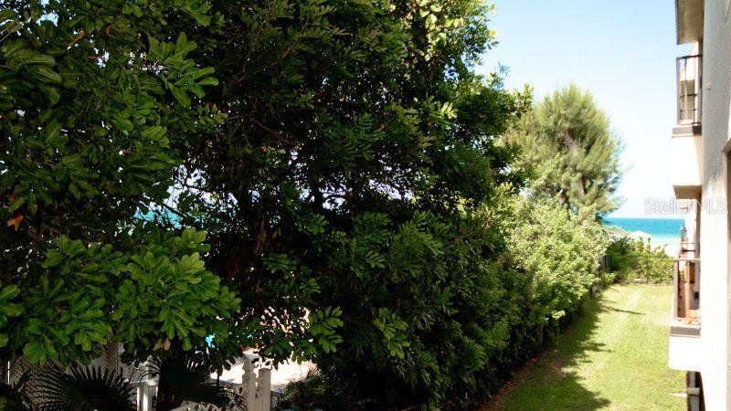 5806 Gulf Dr. #103, Holmes Beach, FL 34217