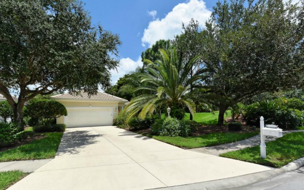 7351 Kensington Ct., University Park, FL 34201