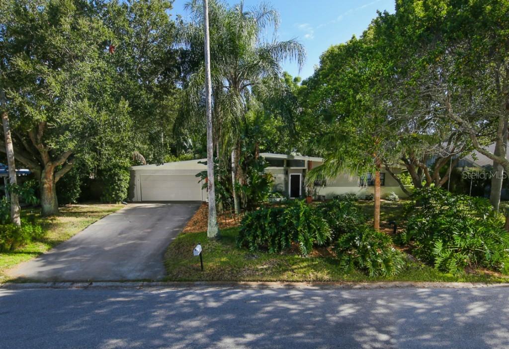 2546 Rose St., Sarasota, FL 34239
