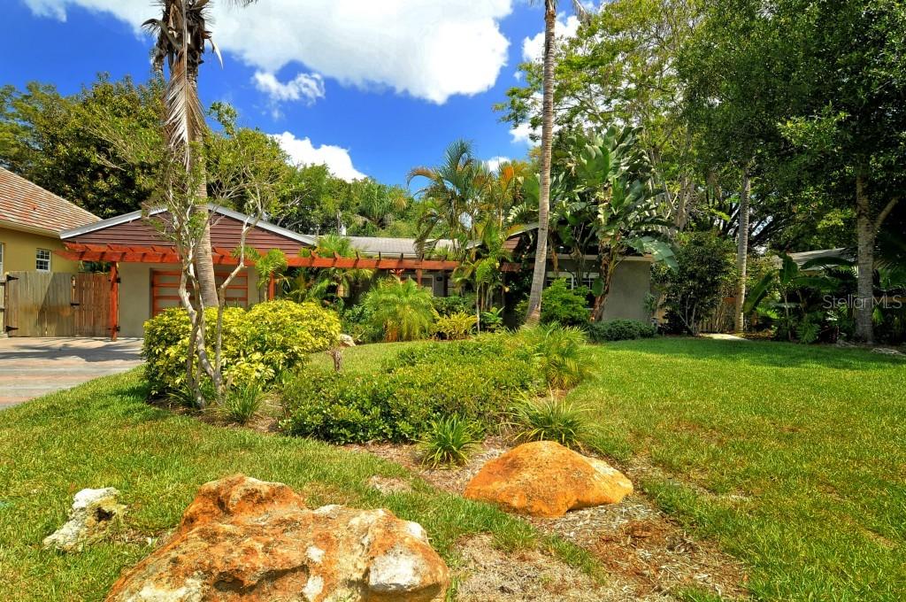 1837 Orchid St., Sarasota, FL 34239