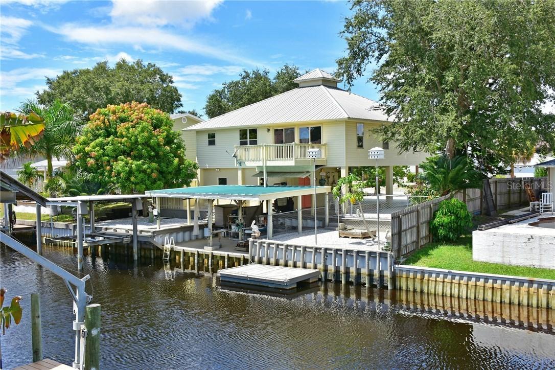 4212 3rd Ave., Bradenton, FL 34208