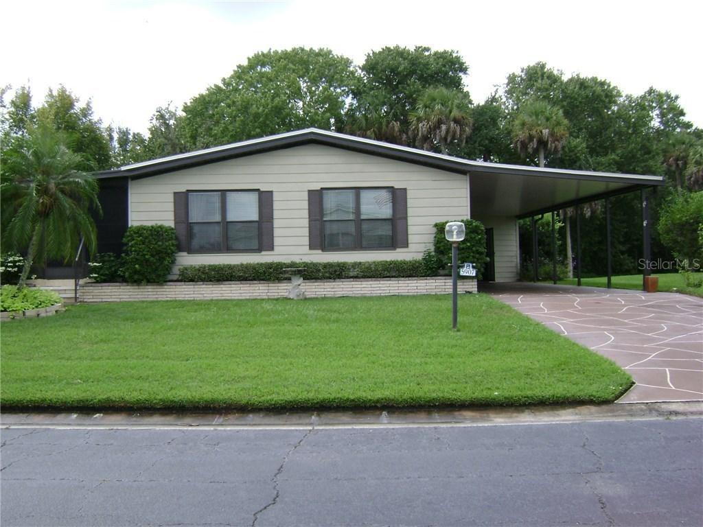 5907 Empress Ln., Palmetto, FL 34221