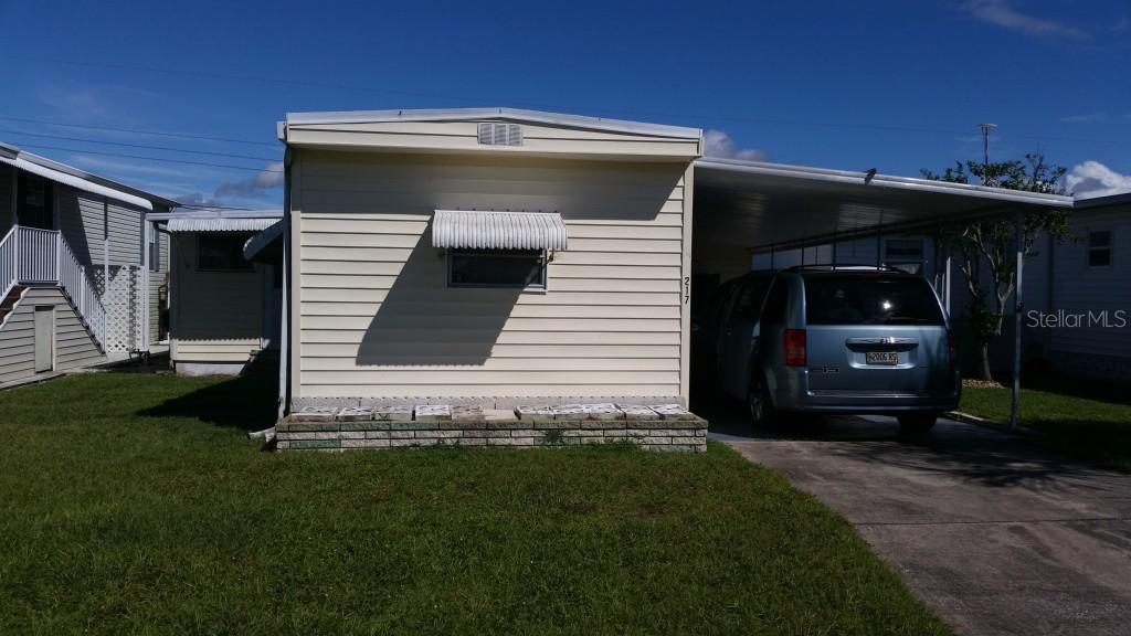 217 Bimini Dr., Palmetto, FL 34221