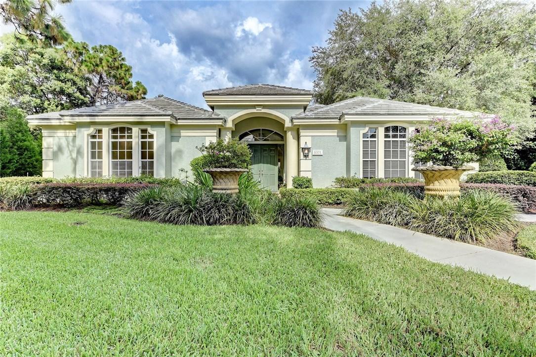 8001 Fairhaven Glen, University Park, FL 34201