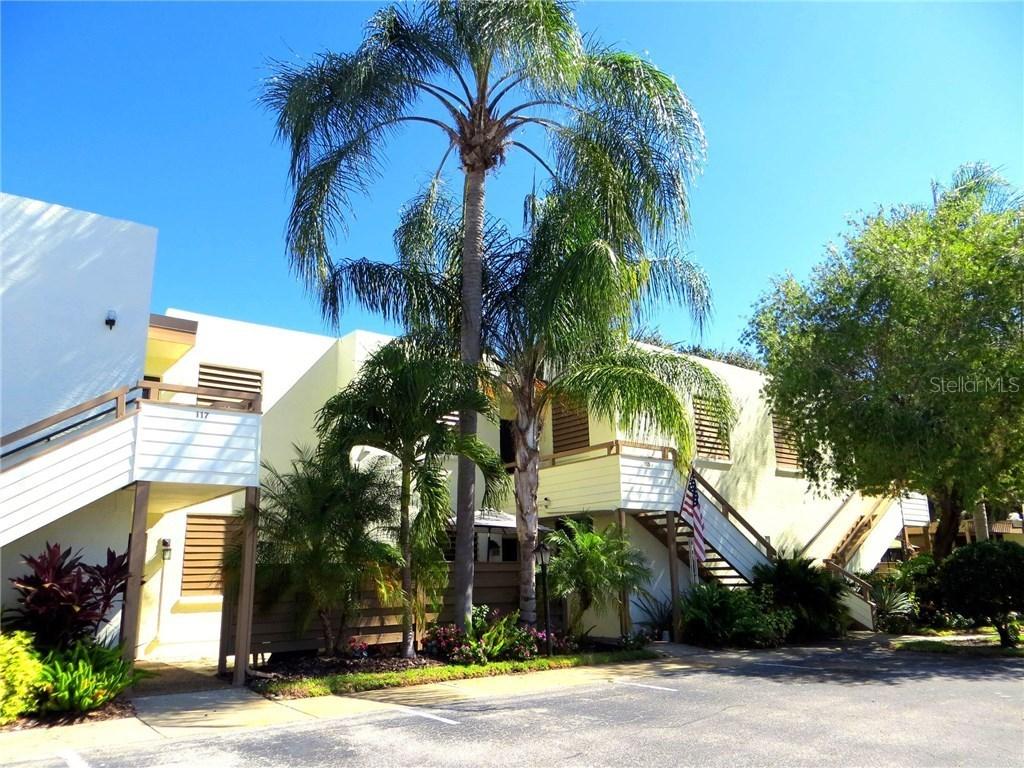 115 Tidewater Dr., Bradenton, FL 34210