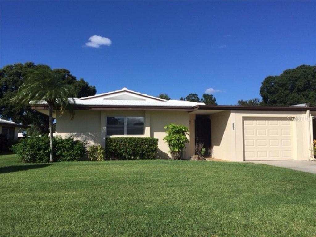3255 Brunswick Ln. #817, Sarasota, FL 34239