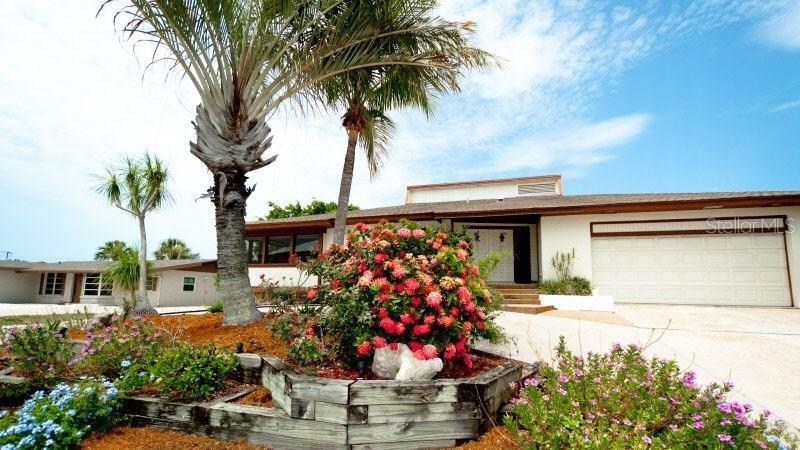 4204 Coconut Ter., Bradenton, FL 34210