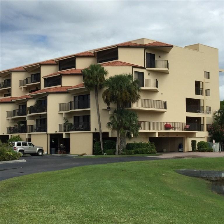 204 3rd St W St. #101, Bradenton, FL 34205