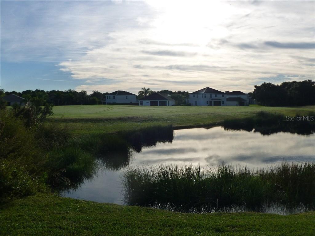 915 Fairwaycove Ln. #106, Bradenton, FL 34212