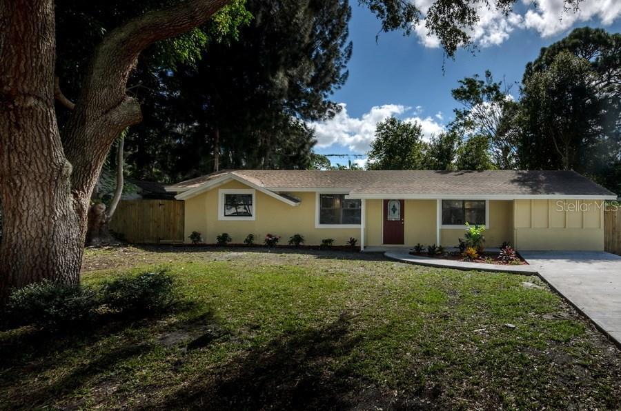 2310 Bradford St., Sarasota, FL 34231