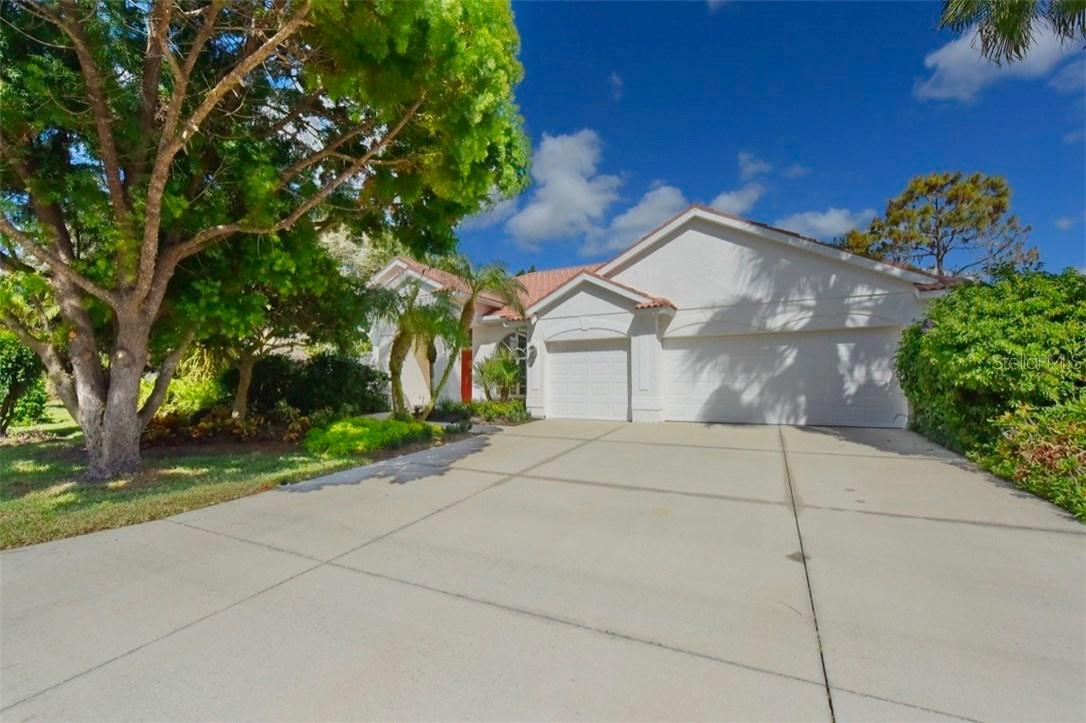 1069 Mallard Marsh Dr., Osprey, FL 34229