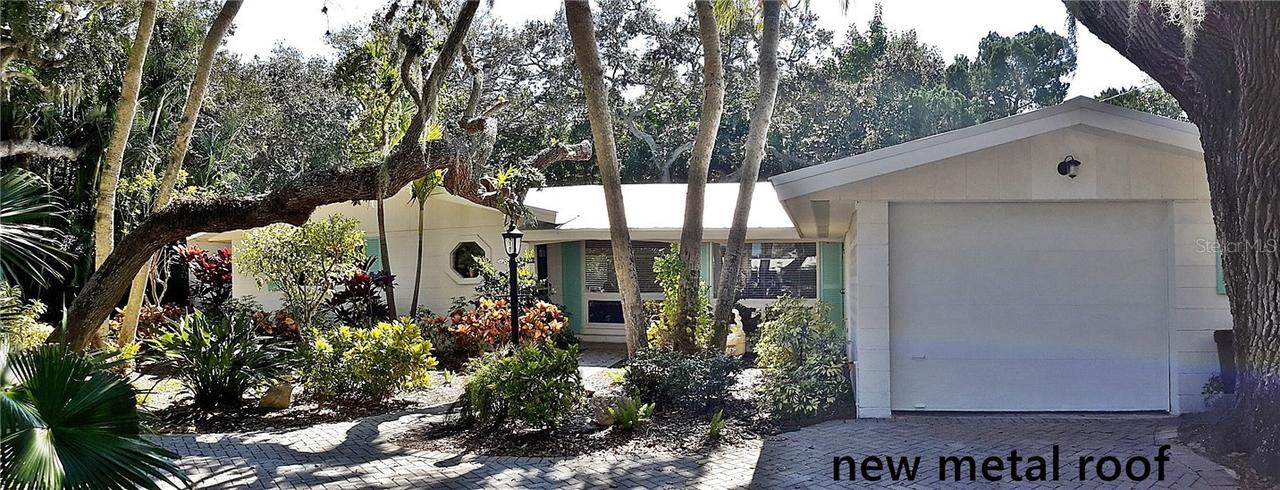 616 Buttonwood Dr., Longboat Key, FL 34228