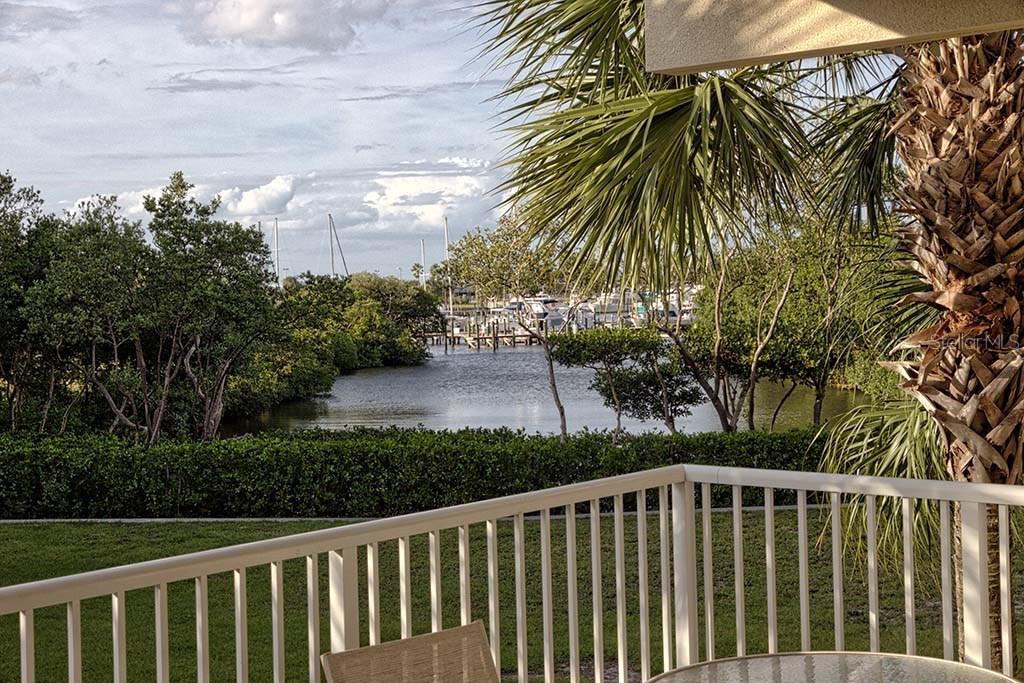 418 Bahia Beach Blvd., Ruskin, FL 33570