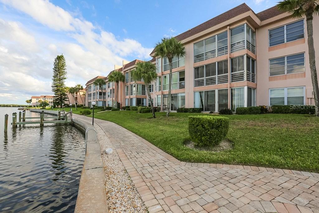 4420 Exeter Dr. #305, Longboat Key, FL 34228