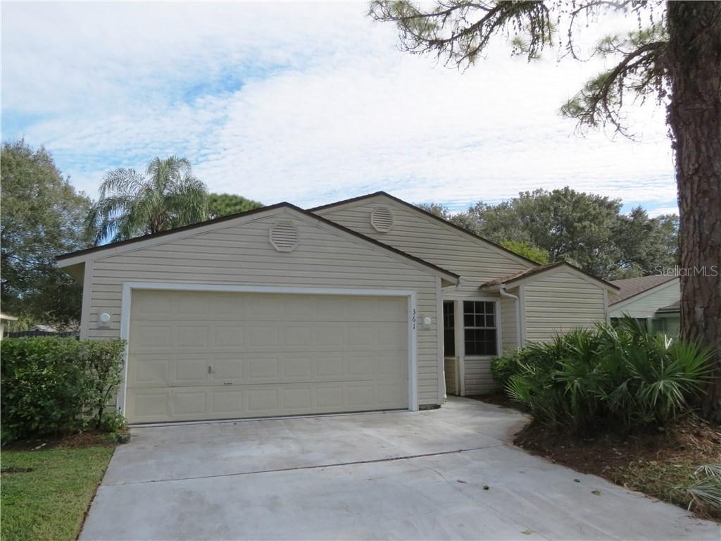 361 Bearded Oaks Cir., Sarasota, FL 34232