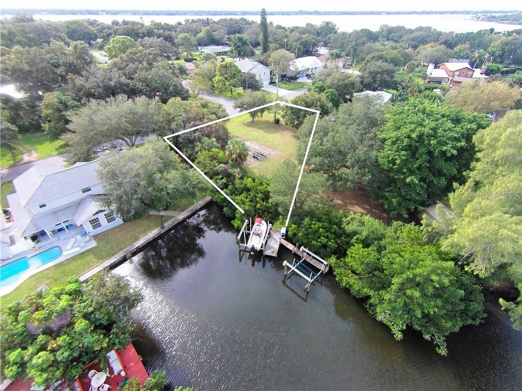 2020 8th St., Palmetto, FL 34221