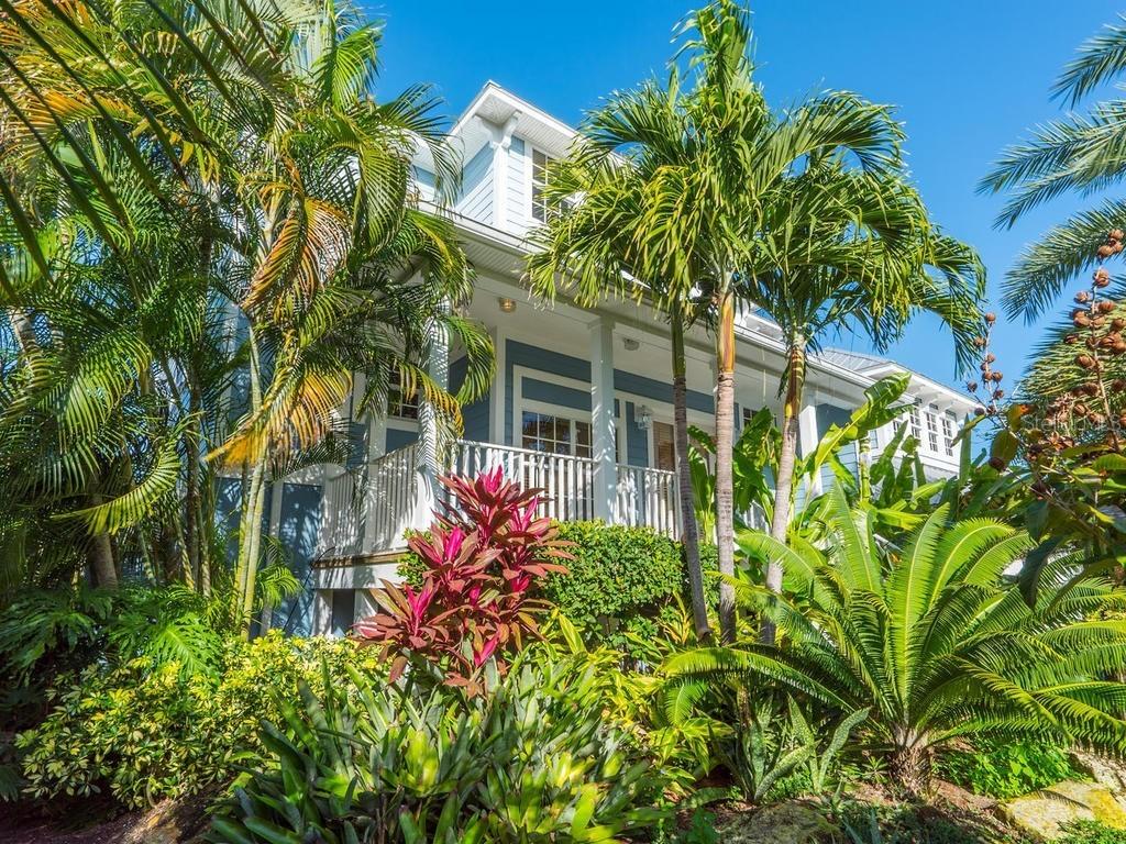 525 Norton St., Longboat Key, FL 34228