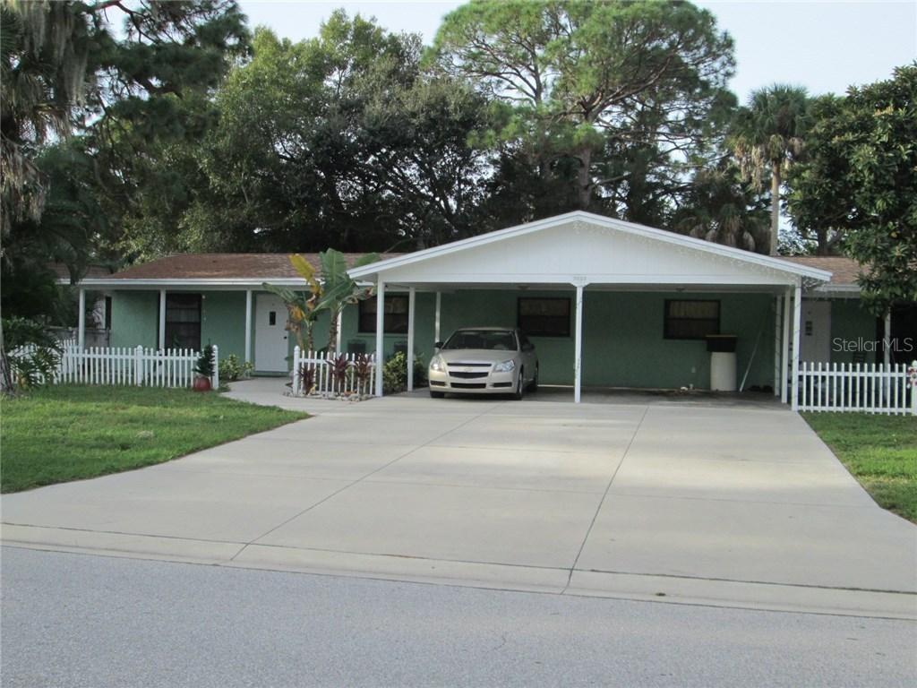 5020 24th St. #A & B, Bradenton, FL 34207