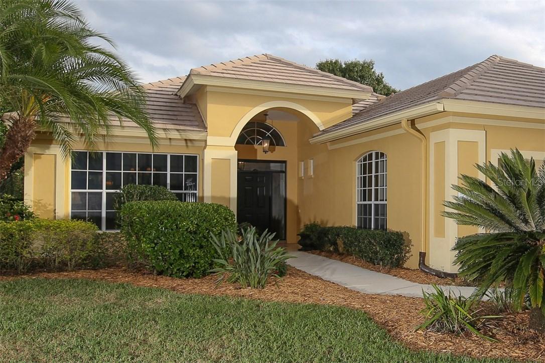 6714 Virginia Crossing, University Park, FL 34201