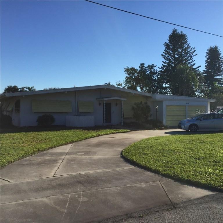 1632 Stanford Ln., Sarasota, FL 34231