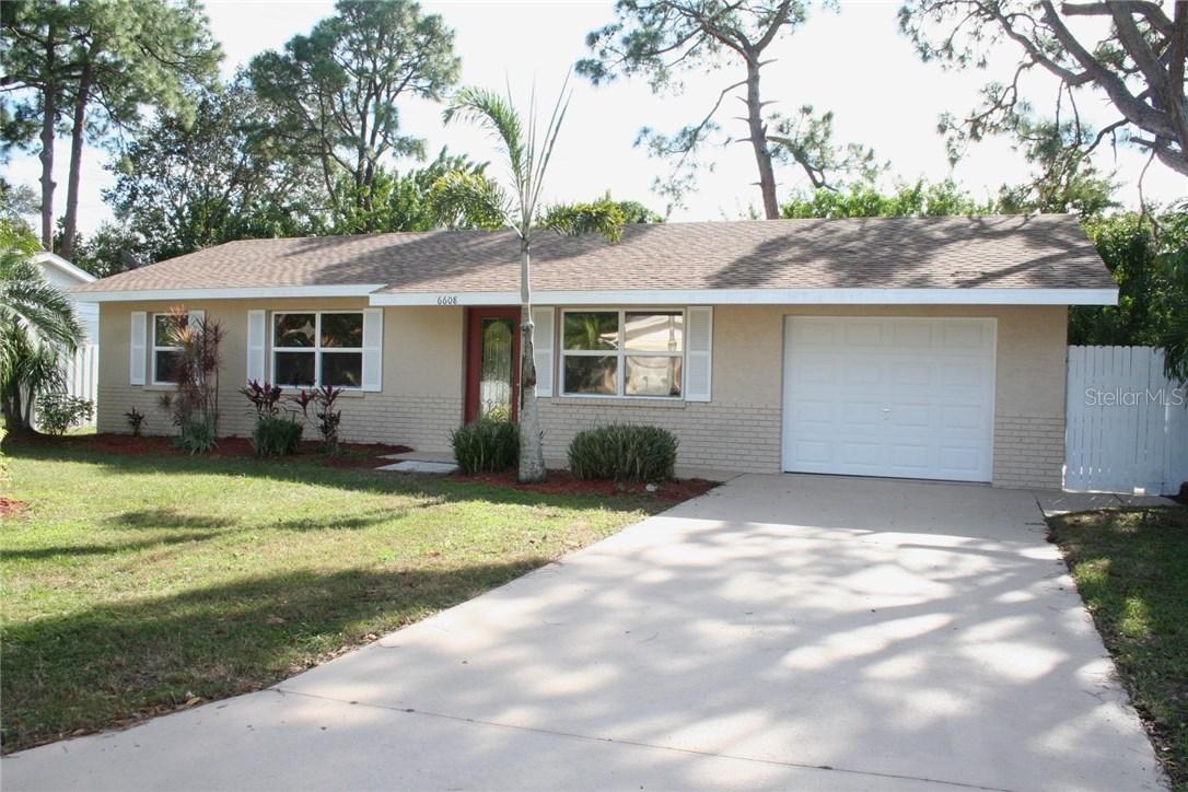 6608 Alpine Ln., Bradenton, FL 34208