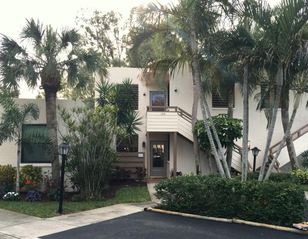187 Pineneedle Dr., Bradenton, FL 34210