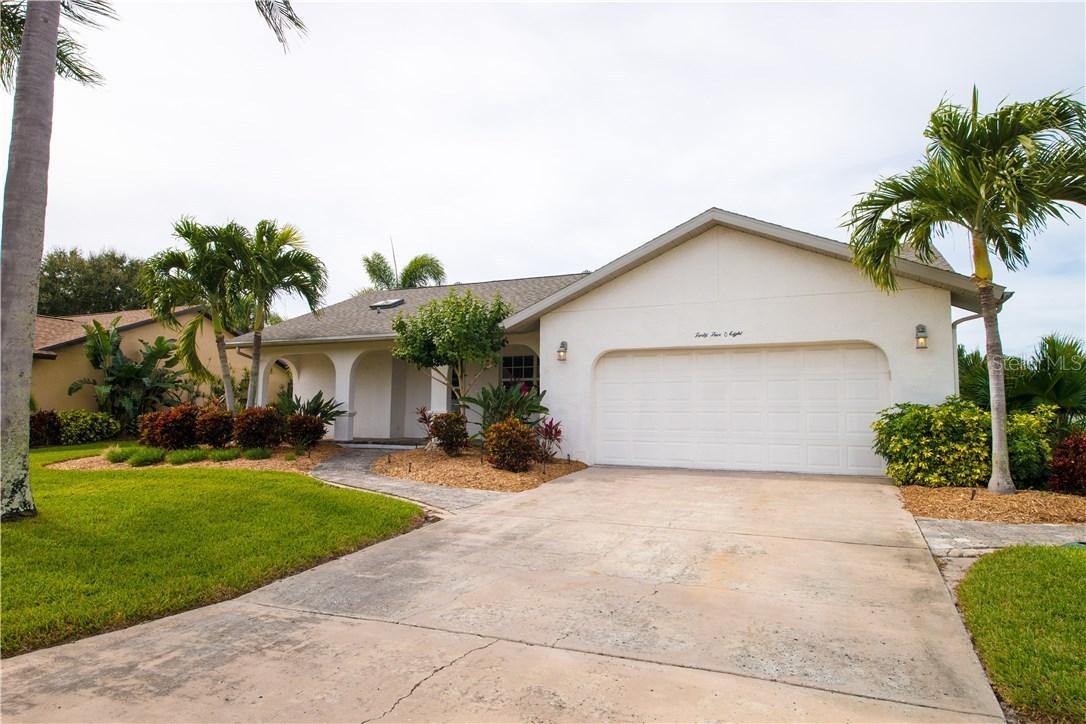 4508 Coral Lake Dr., Bradenton, FL 34210