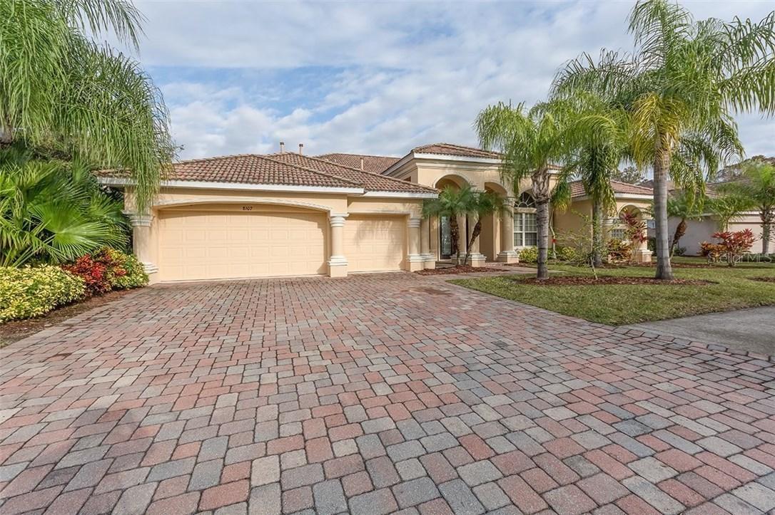 8107 Quail Greens Ter., Bradenton, FL 34212