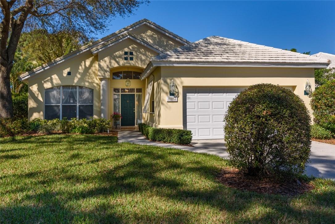 8002 Hampton Ct., University Park, FL 34201