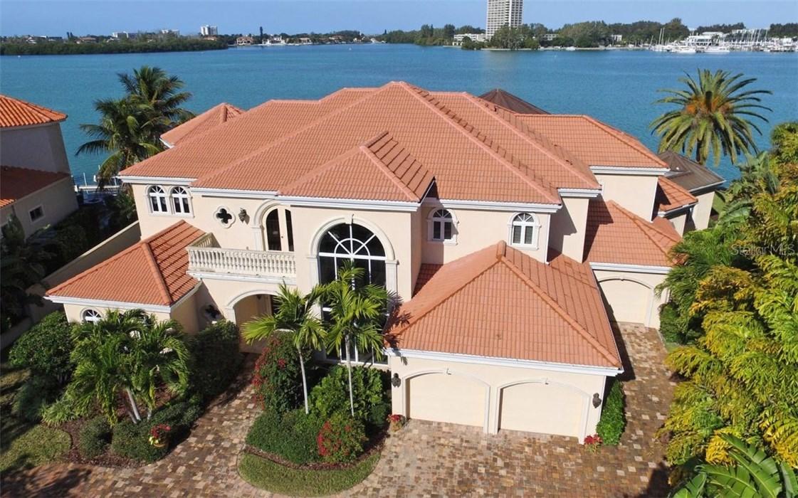 336 W Royal Flamingo Dr., Sarasota, FL 34236
