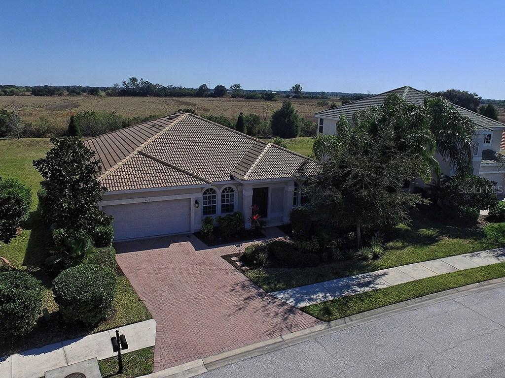 9052 Willowbrook Cir., Bradenton, FL 34212