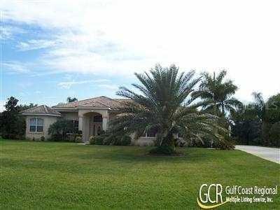 6106 NE 9th Ave., Bradenton, FL 34212