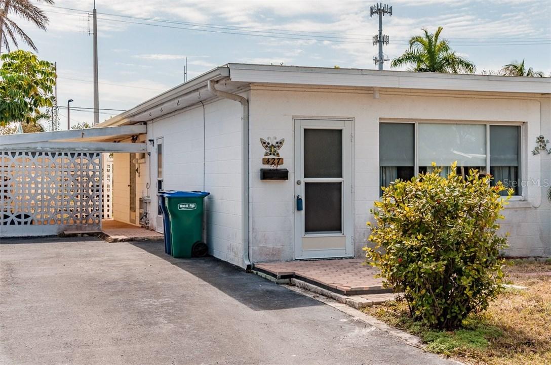 427 62nd St., Holmes Beach, FL 34217