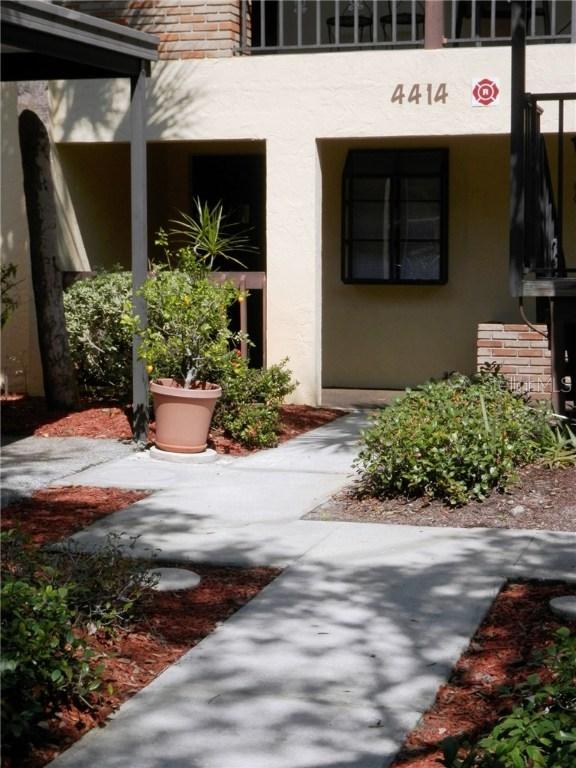 4414 Spicewood Dr. #E, Bradenton, FL 34208
