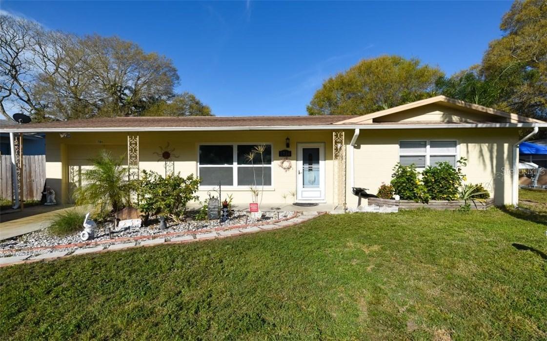 2706 Wells Ave., Sarasota, FL 34232