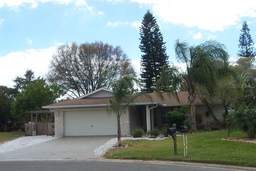 7407 17th Ave., Bradenton, FL 34209