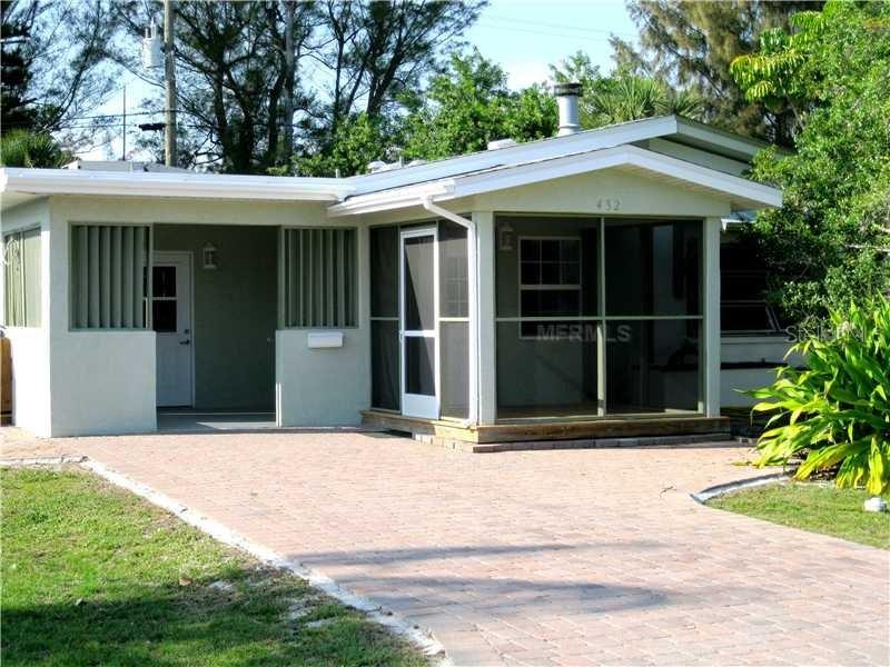 432 62nd St., Holmes Beach, FL 34217