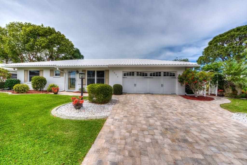 1604 N Elmwood Dr., Bradenton, FL 34208