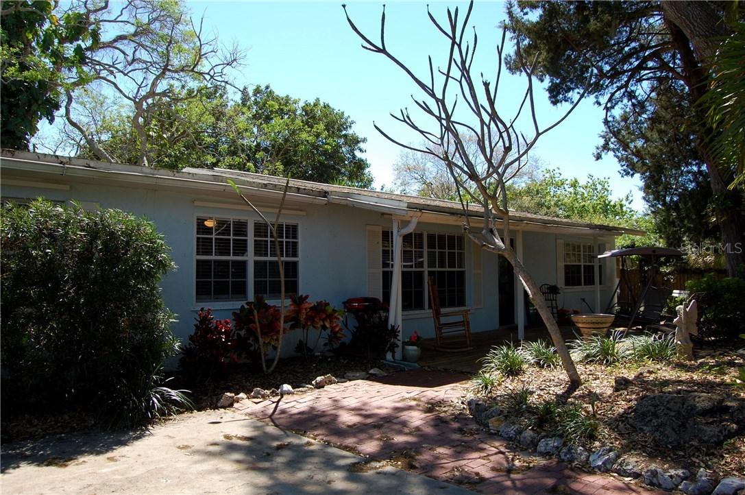 1212 Pineland Ave., Venice, FL 34285