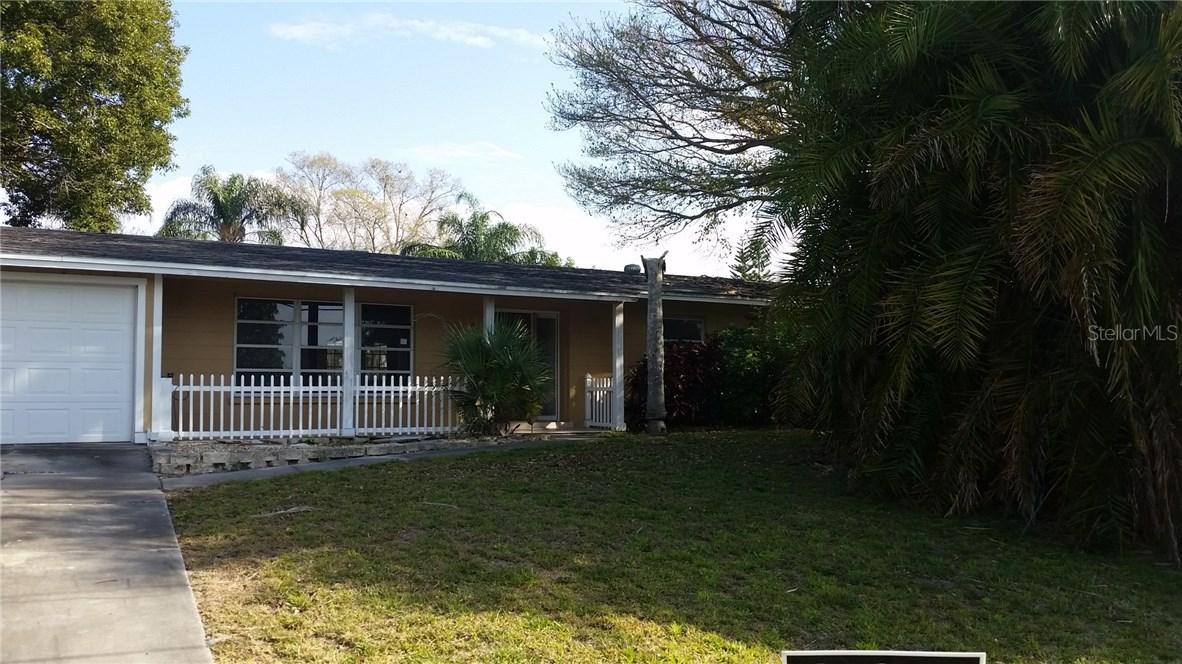4407 N Lake Dr., Sarasota, FL 34232