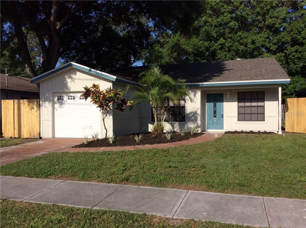 1551 N Conrad Ave., Sarasota, FL 34237