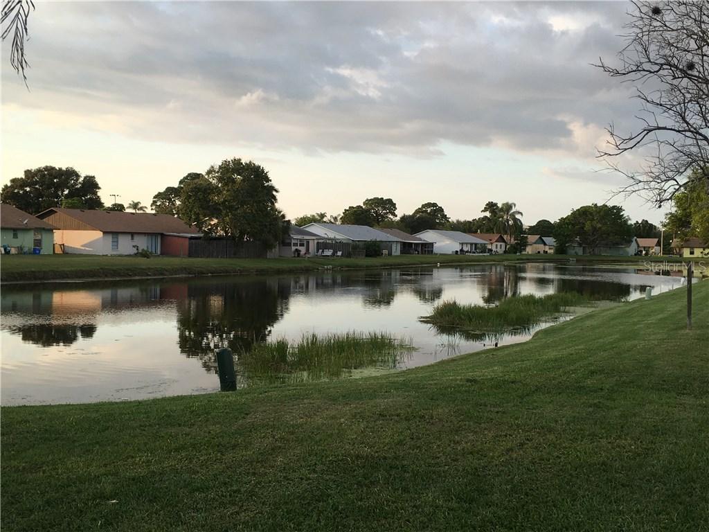 4004 79th St W, Bradenton, FL 34209