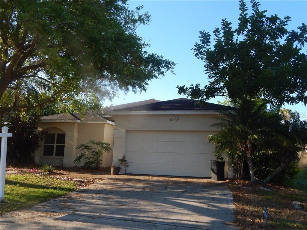 3915 3rd Ave., Bradenton, FL 34208