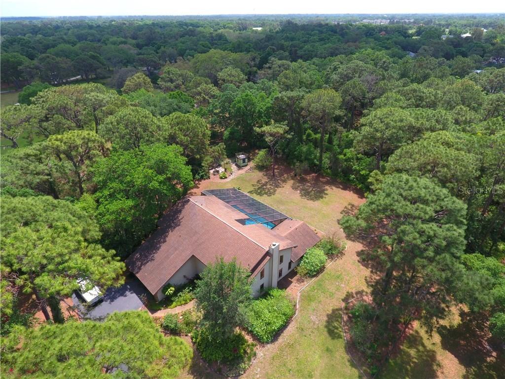 6824 36th Ave., Bradenton, FL 34208