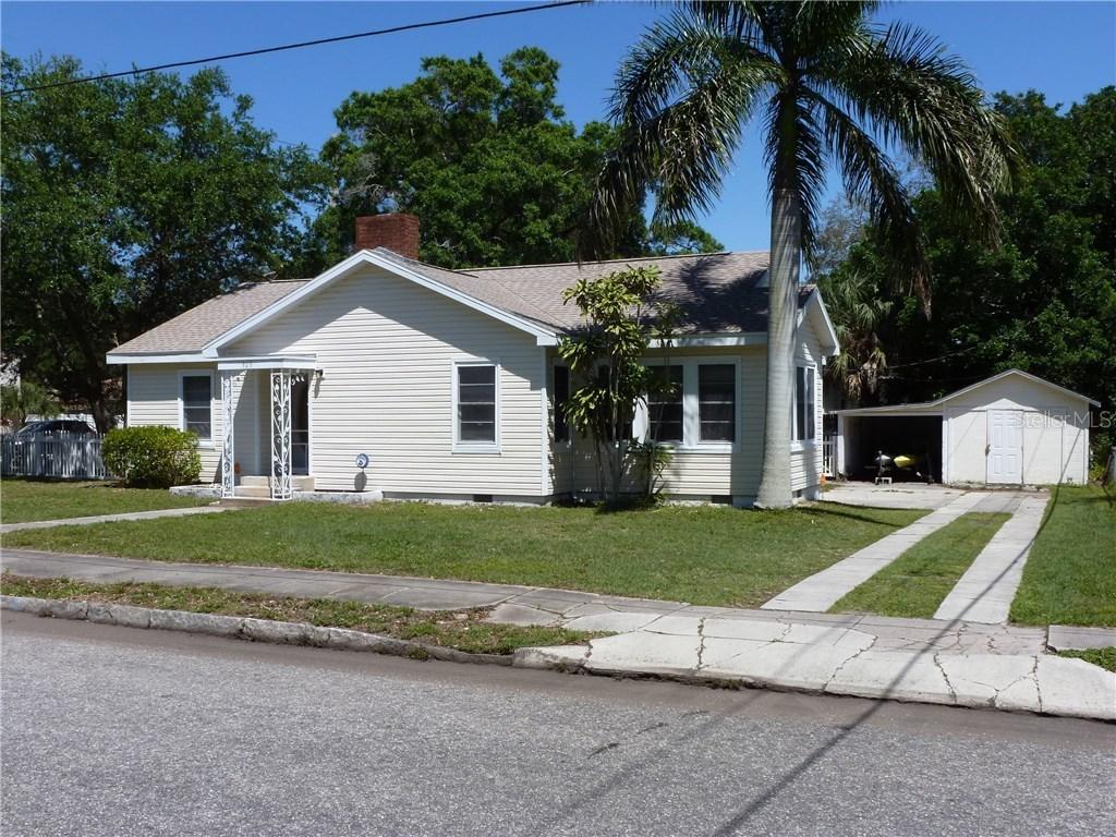 905 W 22nd St., Bradenton, FL 34205