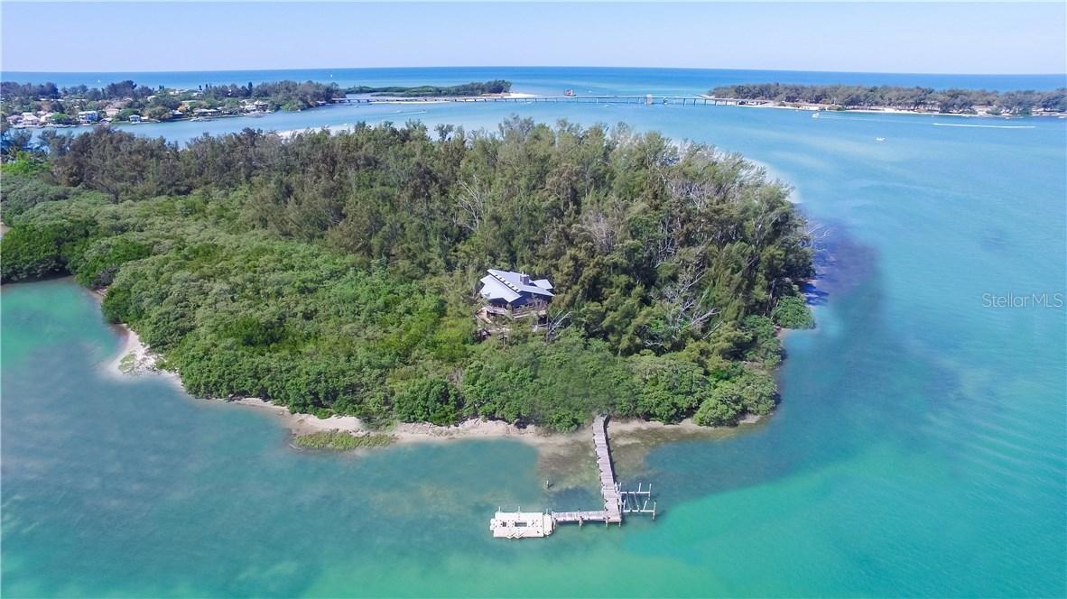 7140 La Lenaire Dr., Longboat Key, FL 34228