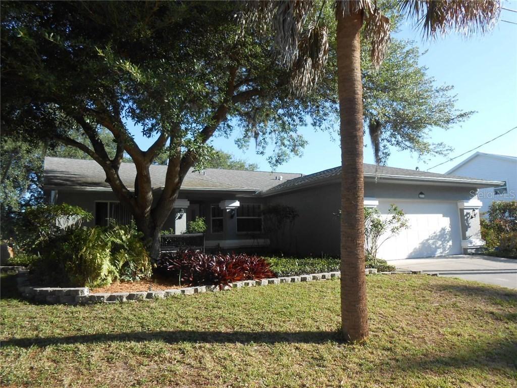 4311 1st Ave., Bradenton, FL 34208