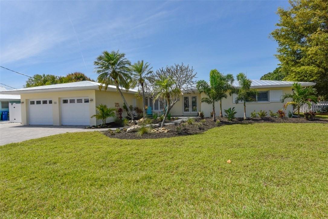 520 72nd St., Holmes Beach, FL 34217