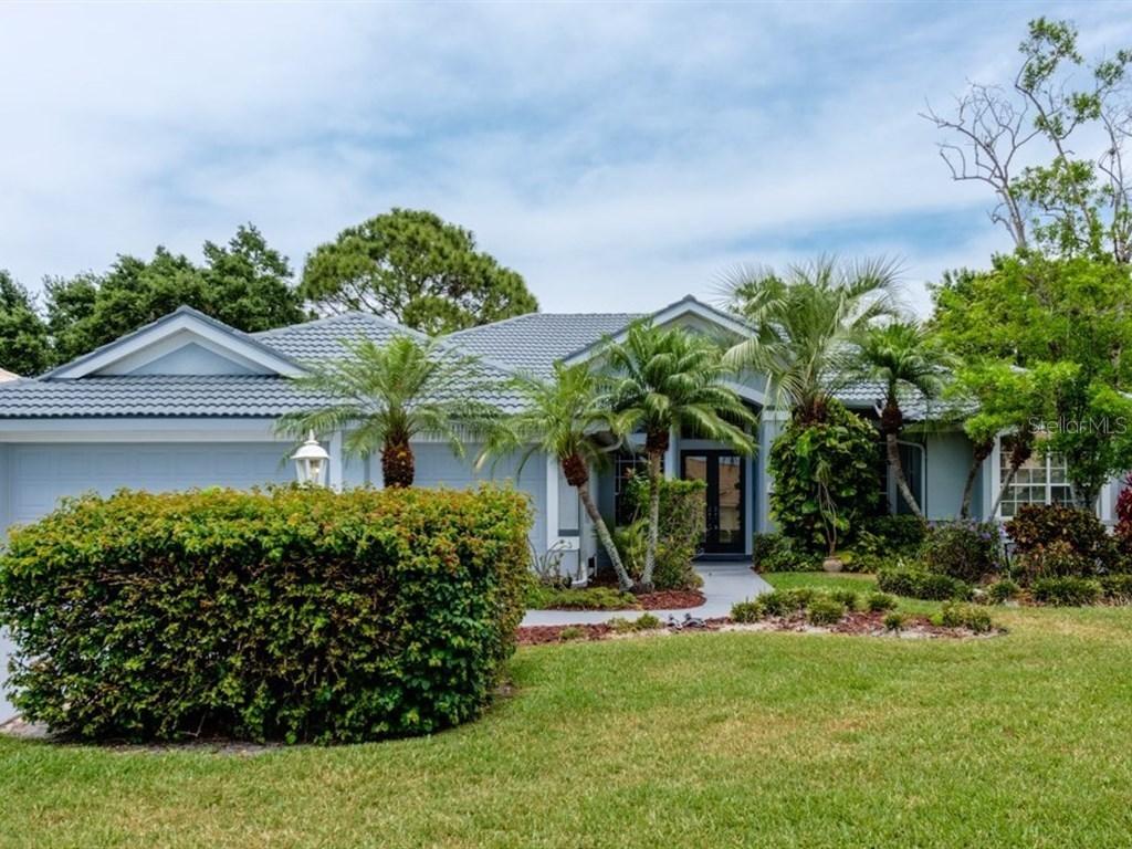 6676 Saint James Crossing, University Park, FL 34201